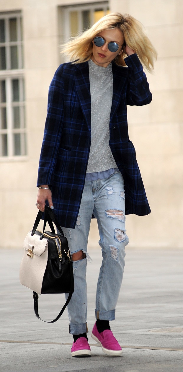 Fearne Cotton arrives in tattered boyfriend jeans at the BBC Radio 1 Studio
